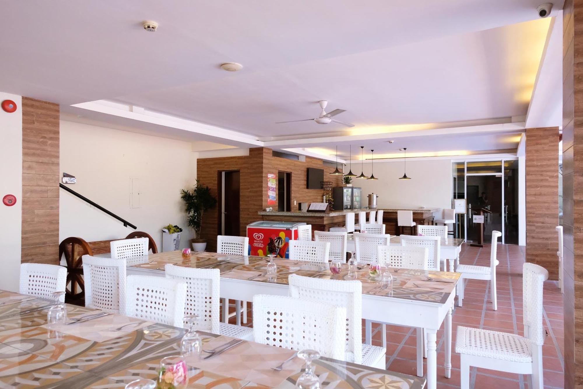 Hotel Dumaguete Dumaguete City Kültér fotó