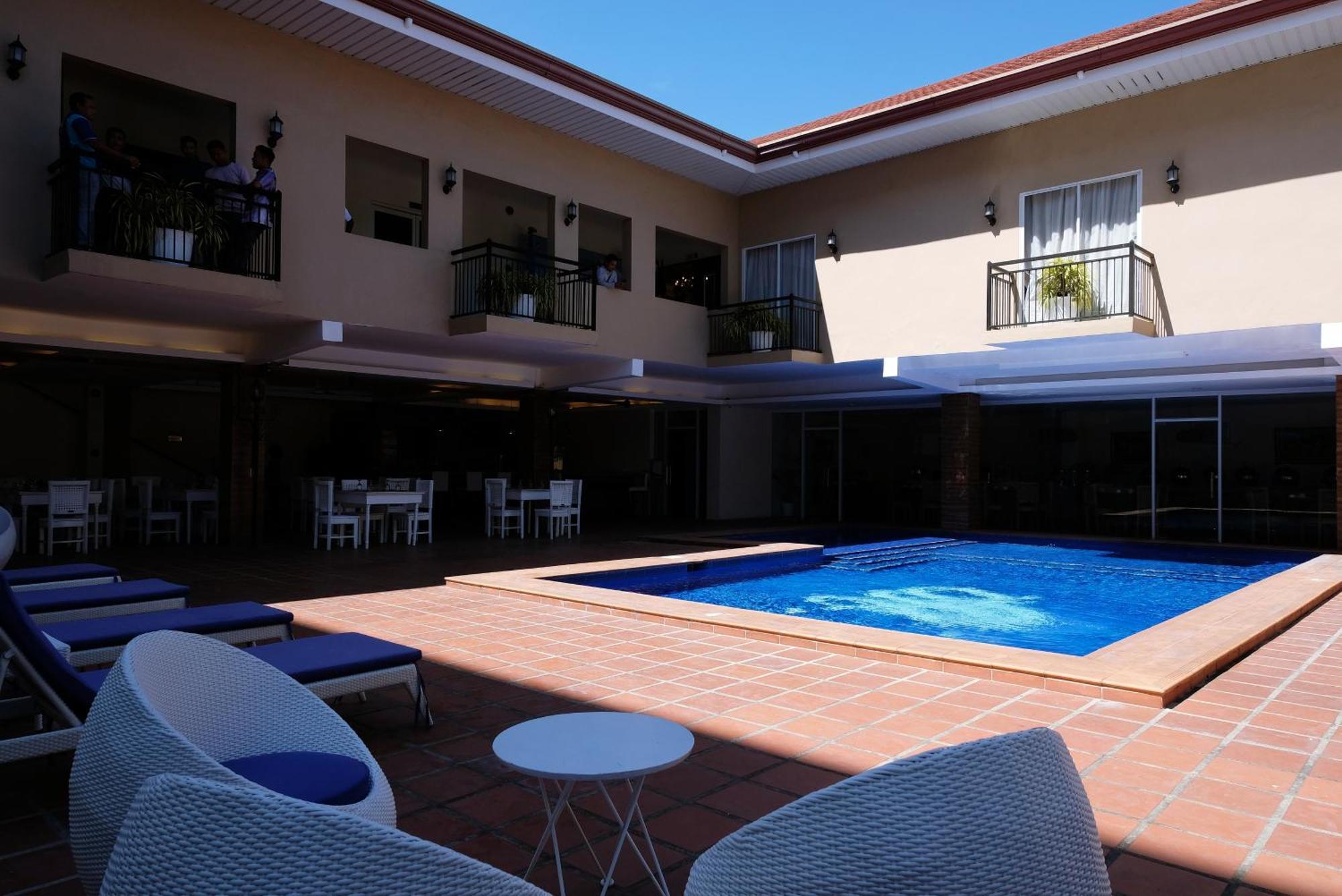 Hotel Dumaguete Dumaguete City Kültér fotó