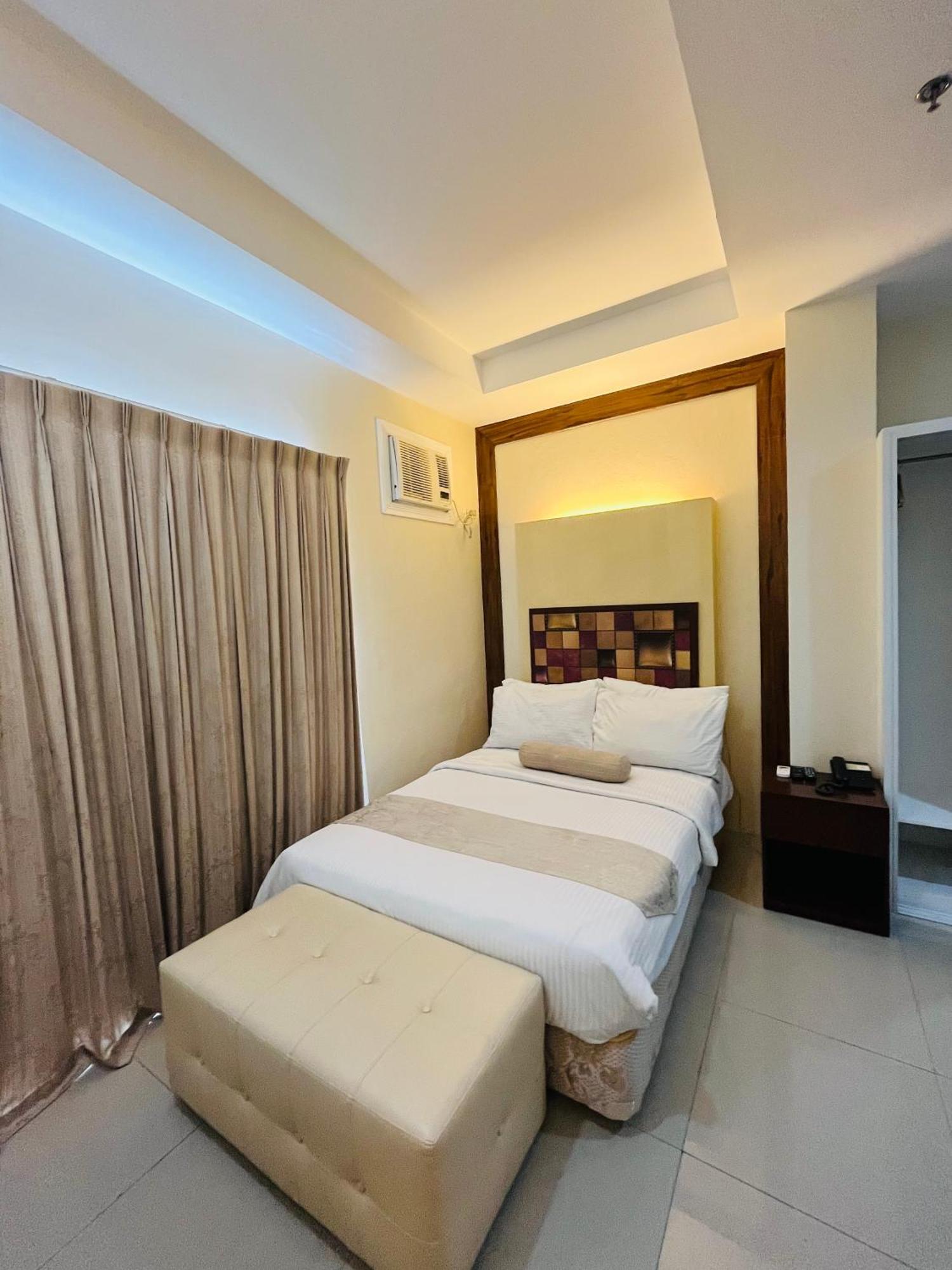 Hotel Dumaguete Dumaguete City Kültér fotó
